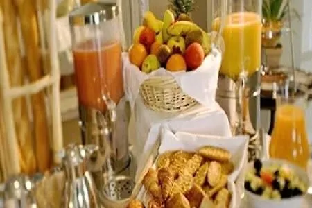 Le Chateau Des Artistes * Le Cannet