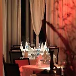 Le Chateau Des Artistes Apartment